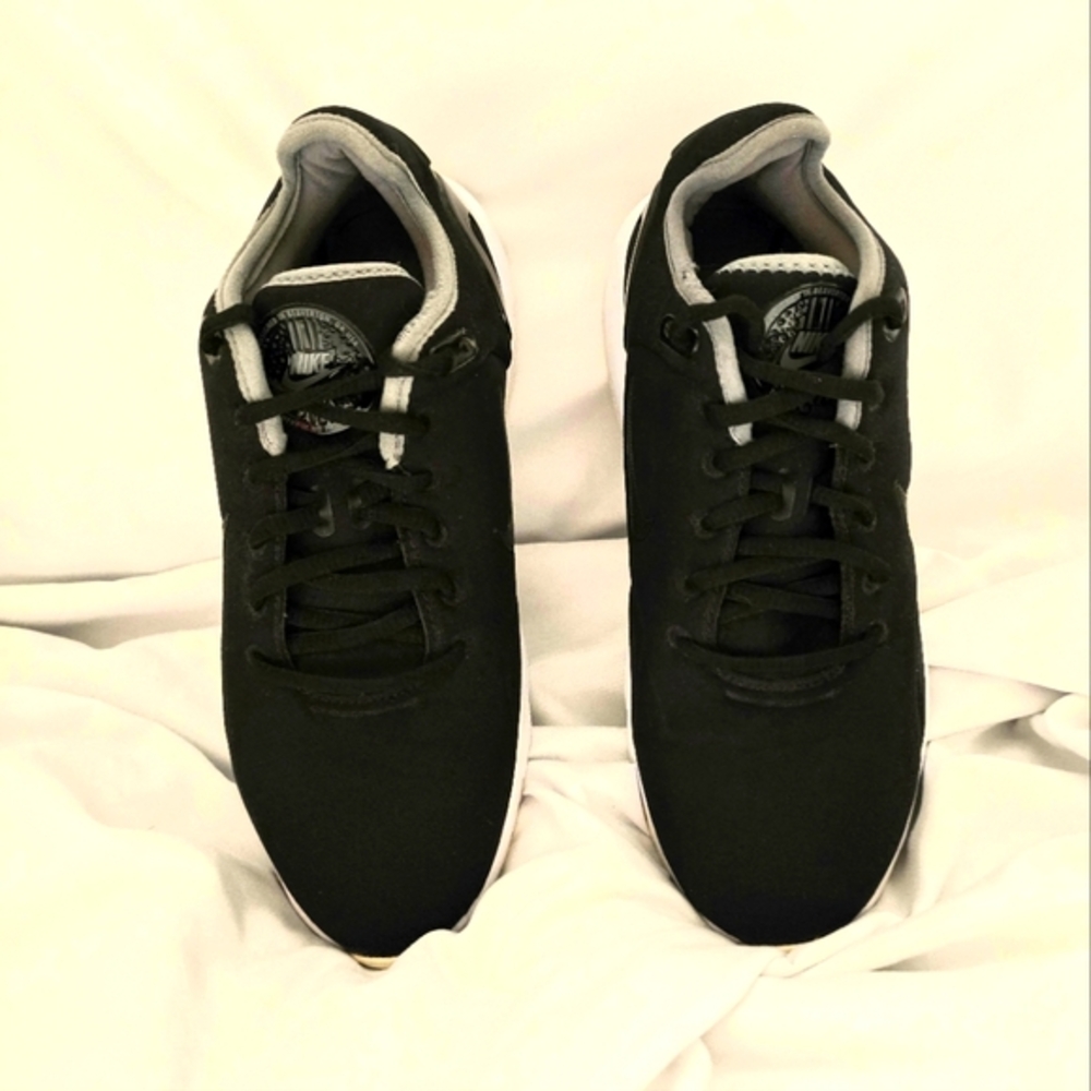 Nike Womens LD Black Athletic Running Shoes